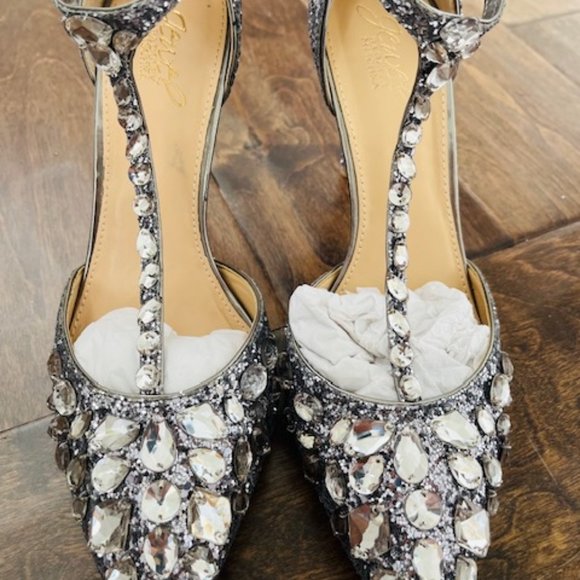 Jewel Badgley Mischka Shoes - Jewel Badgley Mischka Umay smoke glitter w/Rhinestones - NEW! (8.5)